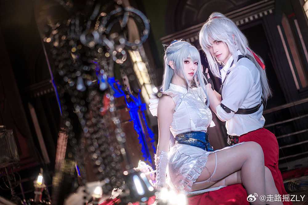 cosplay镜流也和大家一起过了一次万圣节呢！这套万圣节OC装扮怎么样？星穹铁道镜流@走路摇ZLY