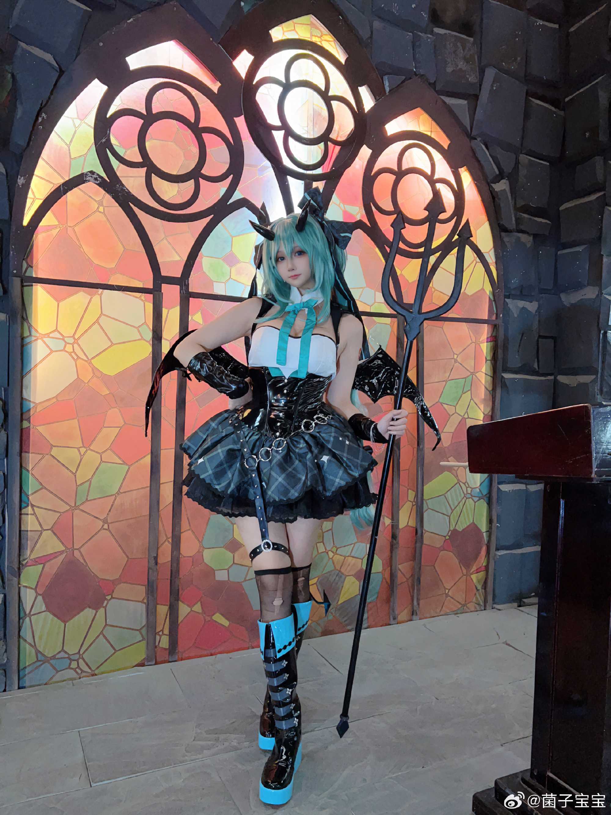cosplay不给糖就捣蛋初音未来miku@菌子宝宝