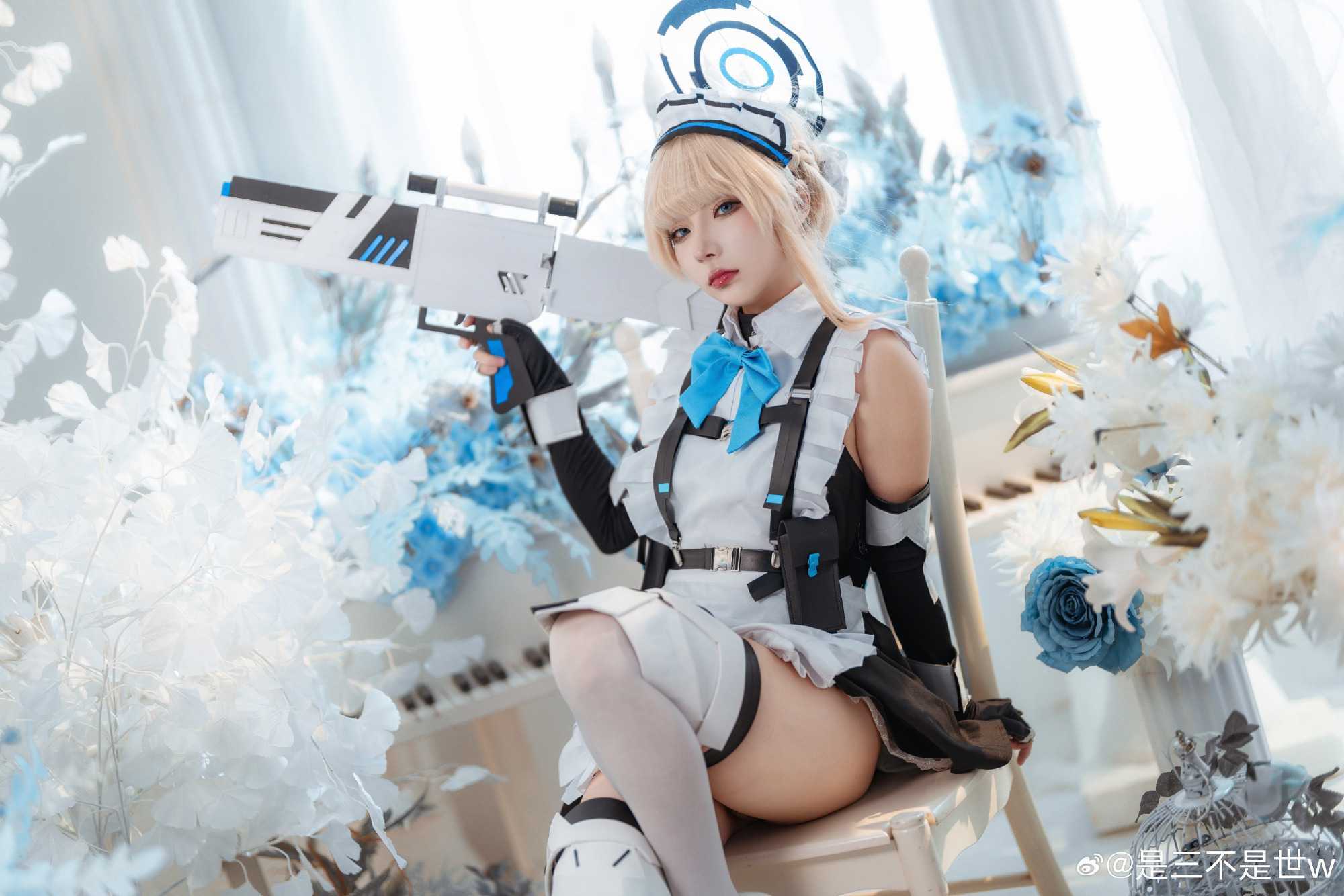 cosplay如果是学兔子的话，我也会一点.蔚蓝档案飞鸟马时@是三不是世w